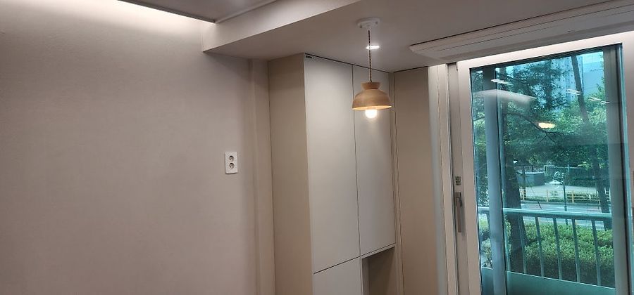 자양우성7차 전체 인테리어 — 붙박이장과 우드 펜던트 조명